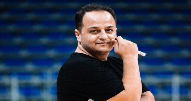 Bahçeşehir Koleji'nde dümene Sinan Atalay geçti