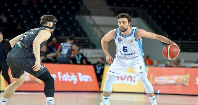 Bahçeşehir Koleji'nden iki transfer