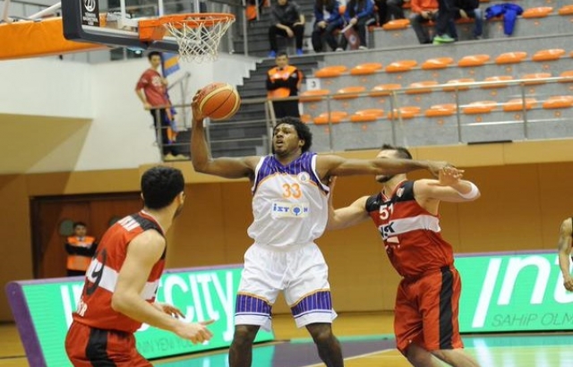 Balazic, İstanbul Büyükşehir'i uçurdu