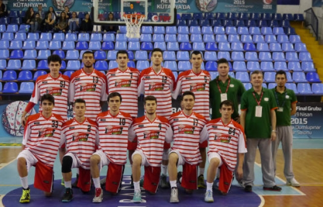 Bandırma Kırmızı 2'de 2 yaptı