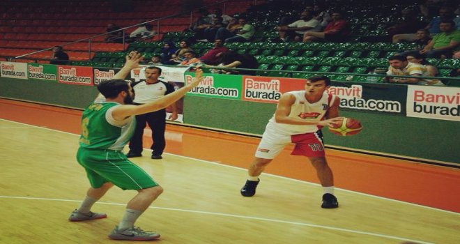 Bandırma Kırmızı son çeyrekte sonuca gitti