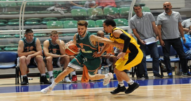 Banvit, AEK'ya kaybetti