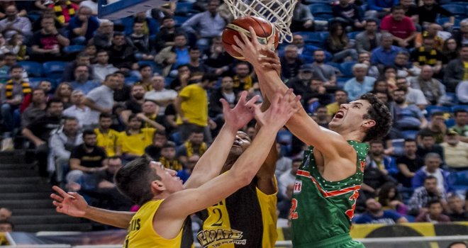 Banvit, AEK'yı konuk ediyor