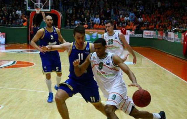 Banvit final aşkına...