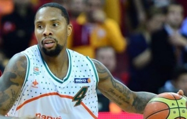 BANVİT ROWLAND İLE UZATTI