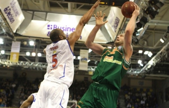 Banvit yarı final için sahada
