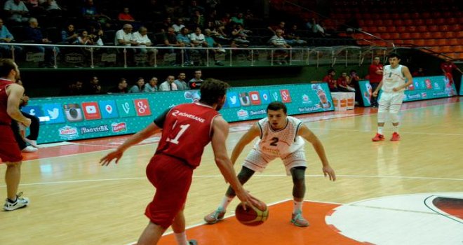 Banvit'ten Ted Kolejliler'e 48 fark
