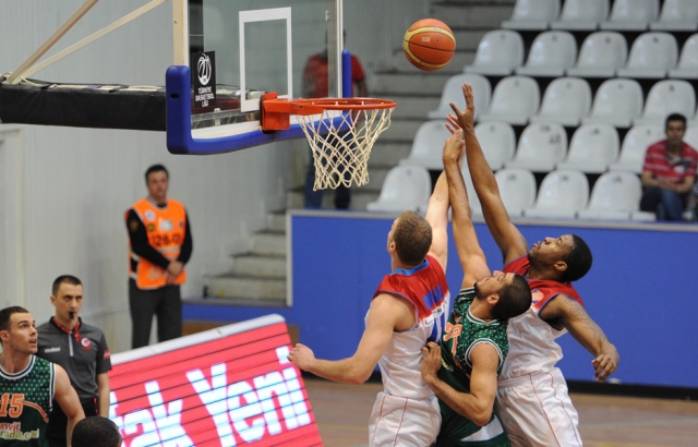 Banvit'ten Tofaş'a 28 fark