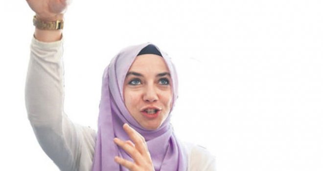 Baş örtü yasağı kalktı