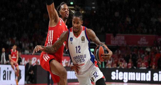 Bayern Münih ilk galibiyetini Anadolu Efes'ten aldı