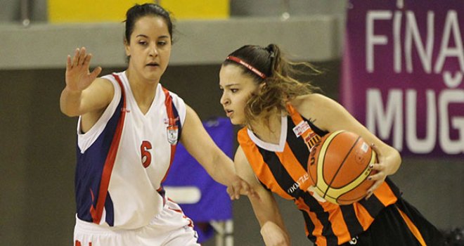 Bayraklı Belediyespor, Dostluk Spor'a yetişemedi