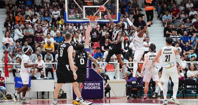 Beşiktaş, Aliağa'da farka gitti