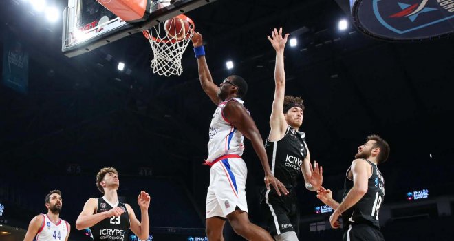 Beşiktaş, Anadolu Efes'i zorladı