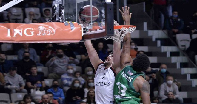 Beşiktaş, Bursaspor'u uzatmada geçti