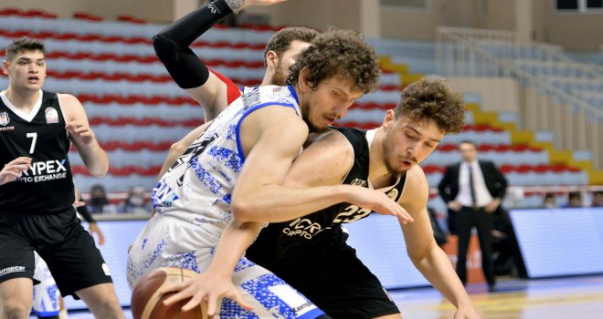 Beşiktaş deplasmanda rahat kazandı