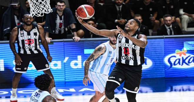Beşiktaş galibiyetle start verdi