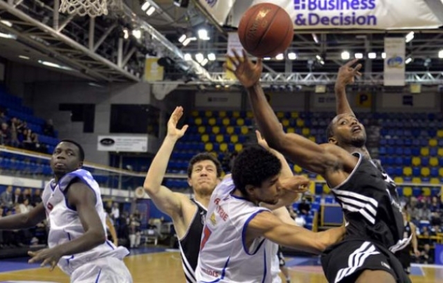 Beşiktaş, Paris Levallois'e kaybetti