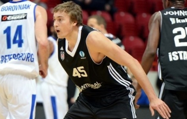 Beşiktaş, Petersburg'u uzatmada devirdi