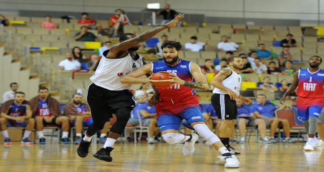 Beşiktaş Sompo Japan, Tofaş'ı geçti