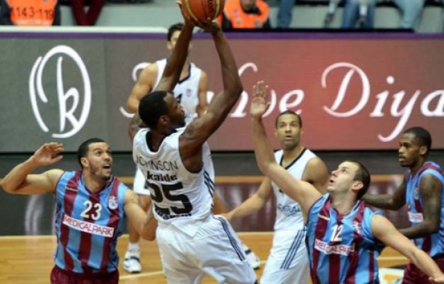 Beşiktaş, Trabzonspor'u galibiyetle tanıştırmadı