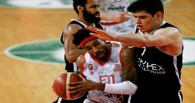 Beşiktaş, yorgun Pınar Karşıyaka'yı yendi