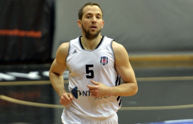 Beşiktaş'a yine kötü haber...