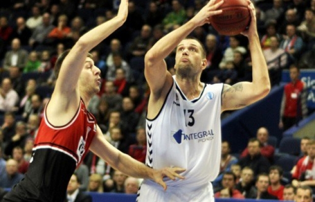 BEŞİKTAŞ'TAN ROYAL HALI GAZİANTEP'E