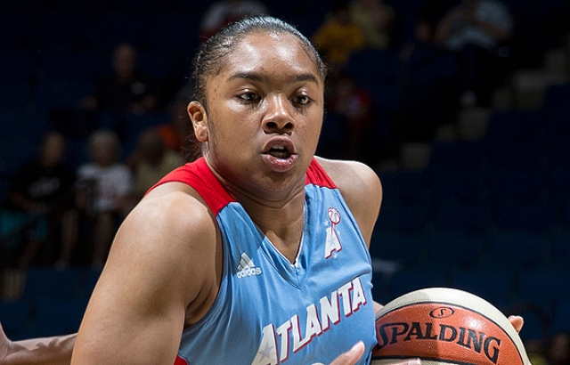 BGD'ye top çalma kraliçesi...