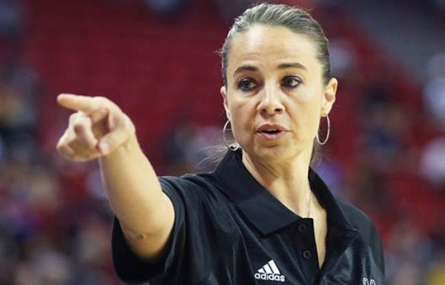 Bir galibiyetle NBA tarihine geçti