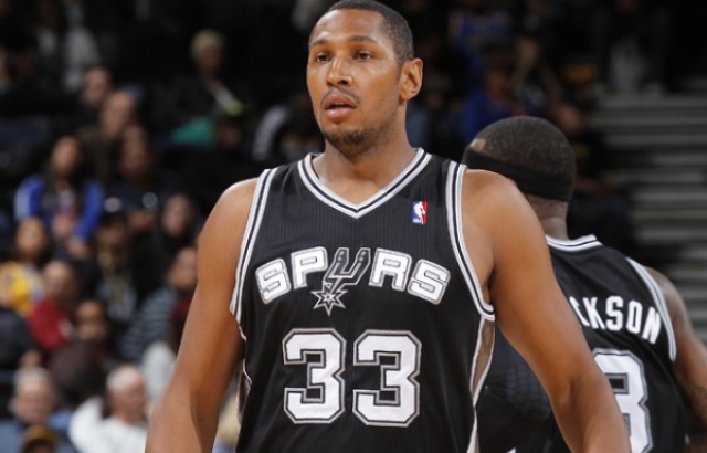 BORIS DIAW SPURS İLE YENİLEDİ