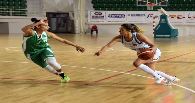 Bornova Becker Spor'un liderlik keyfi