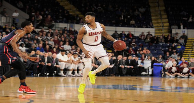 Bornova Belediyespor ilk yabancısını aldı