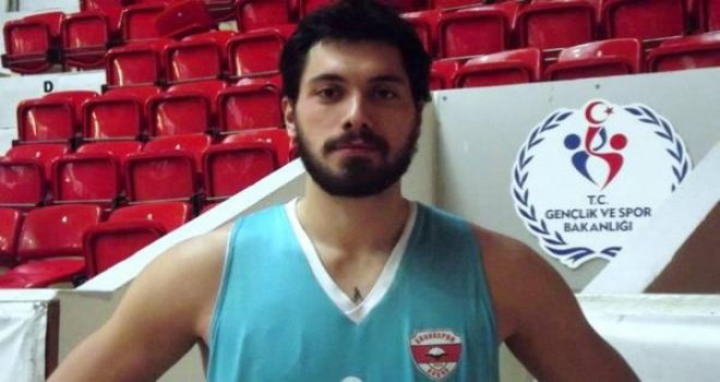 Bornova Belediyespor'dan transfer