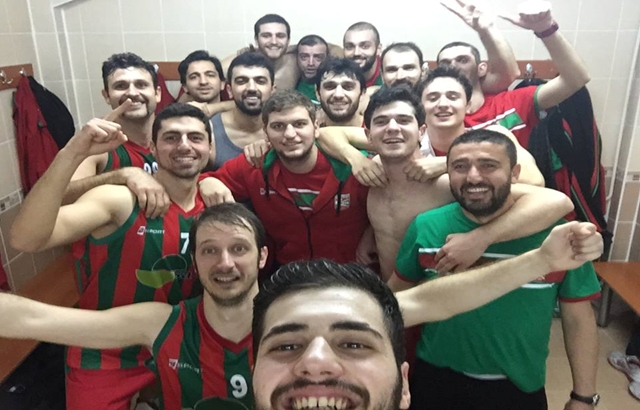 Bostanlıspor Bandırma Kırmızı'yı konuk ediyor...