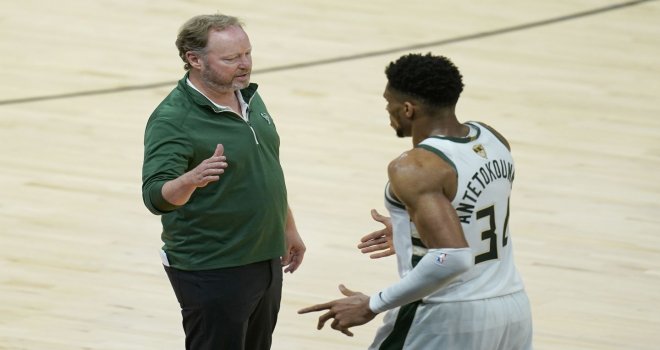 Bucks, Budenholzer ile uzattı