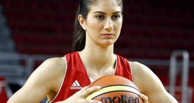 Burcu Çiğil Beşiktaş'ta