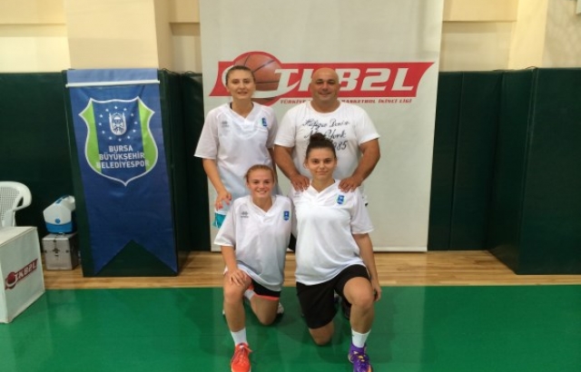 Bursa Büyükşehir Belediyespor?dan üç imza