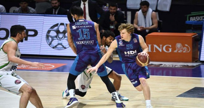 Bursa'da gülen taraf Afyon Belediyespor