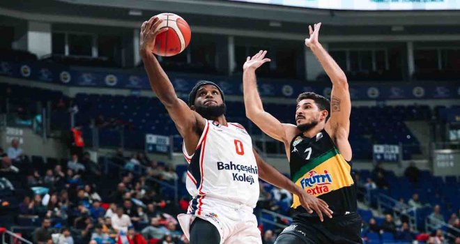 Bursaspor, Bahçeşehir'i deplasmanda yendi