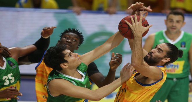 Bursaspor, ilk yarıda çözüldü...