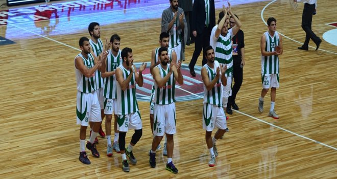 Bursaspor'dan İ.T.Ü'ye 38 fark