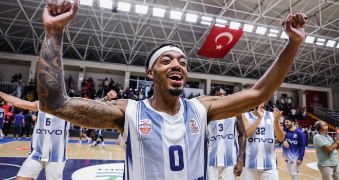 Büyükçekmece Basketbol son saniyede...