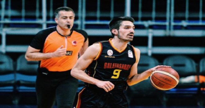 Büyükçekmece'den üç imza