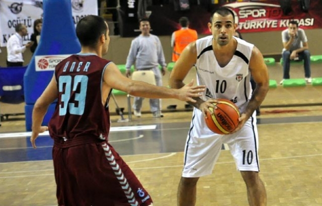 Can Akın Sakarya Büyükşehir'de...