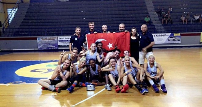 Canik Belediyespor, Yunanistan'da ikinci oldu