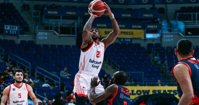 Çekişmeli maçın galibi Bahçeşehir Koleji