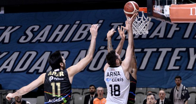 Çekişmeli maçın galibi Beşiktaş