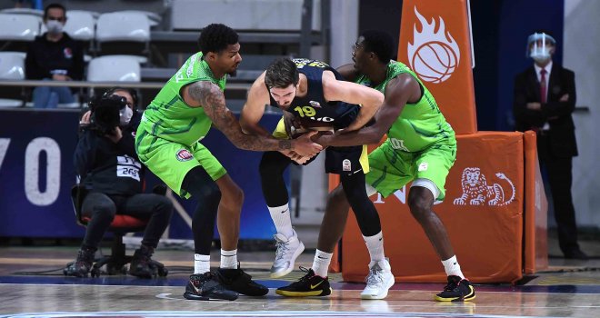 Çekişmeli maçın galibi Fenerbahçe