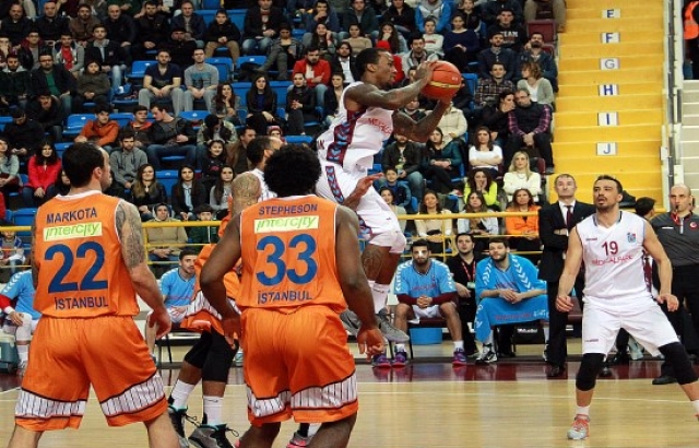 Çekişmeli maçın galibi Trabzonspor Medical Park