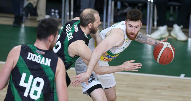 Çekişmeli maçın kazananı Bursaspor